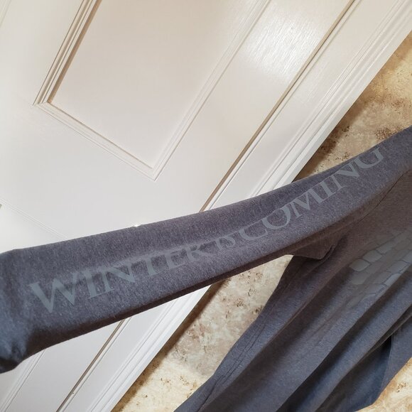 Winter Is Coming House Stark longsleeve grey shirt Game of Thrones - Picture 3 of 6